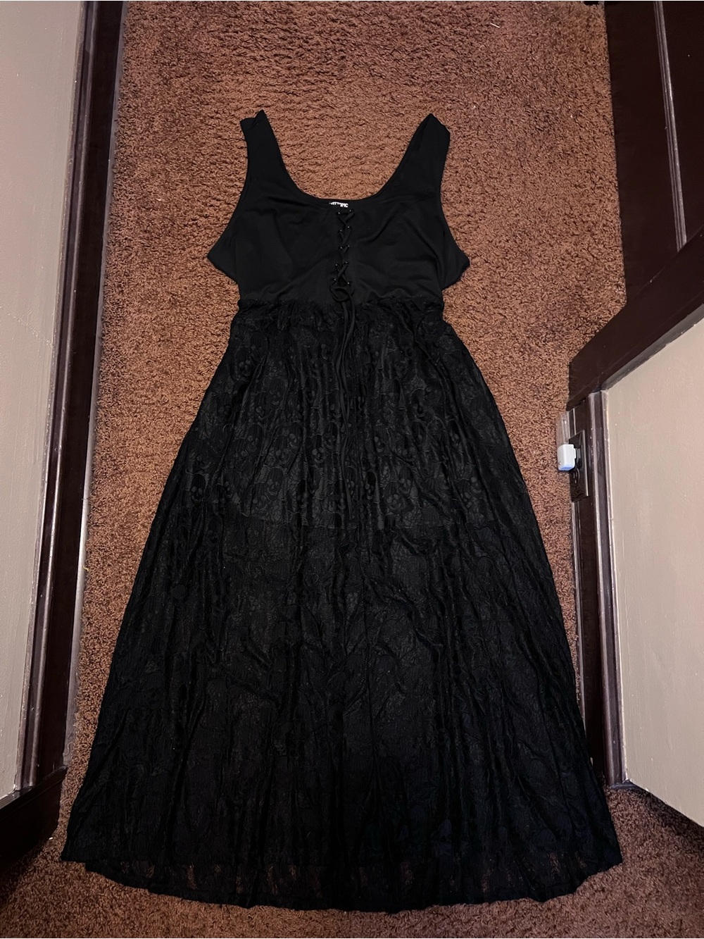 Hot Topic Black Lace Maxi Dress